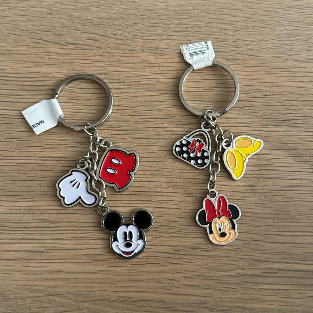 Disney Mickey & Minnie Mouse matching key chains